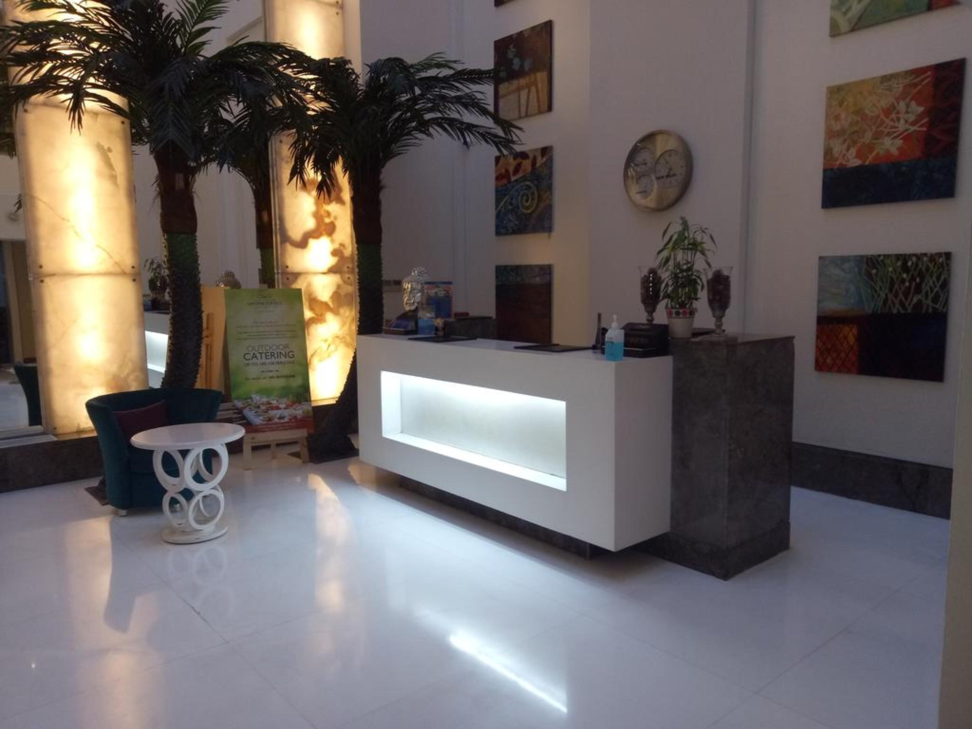 The Ashtan Sarovar Portico New Delhi Exterior foto