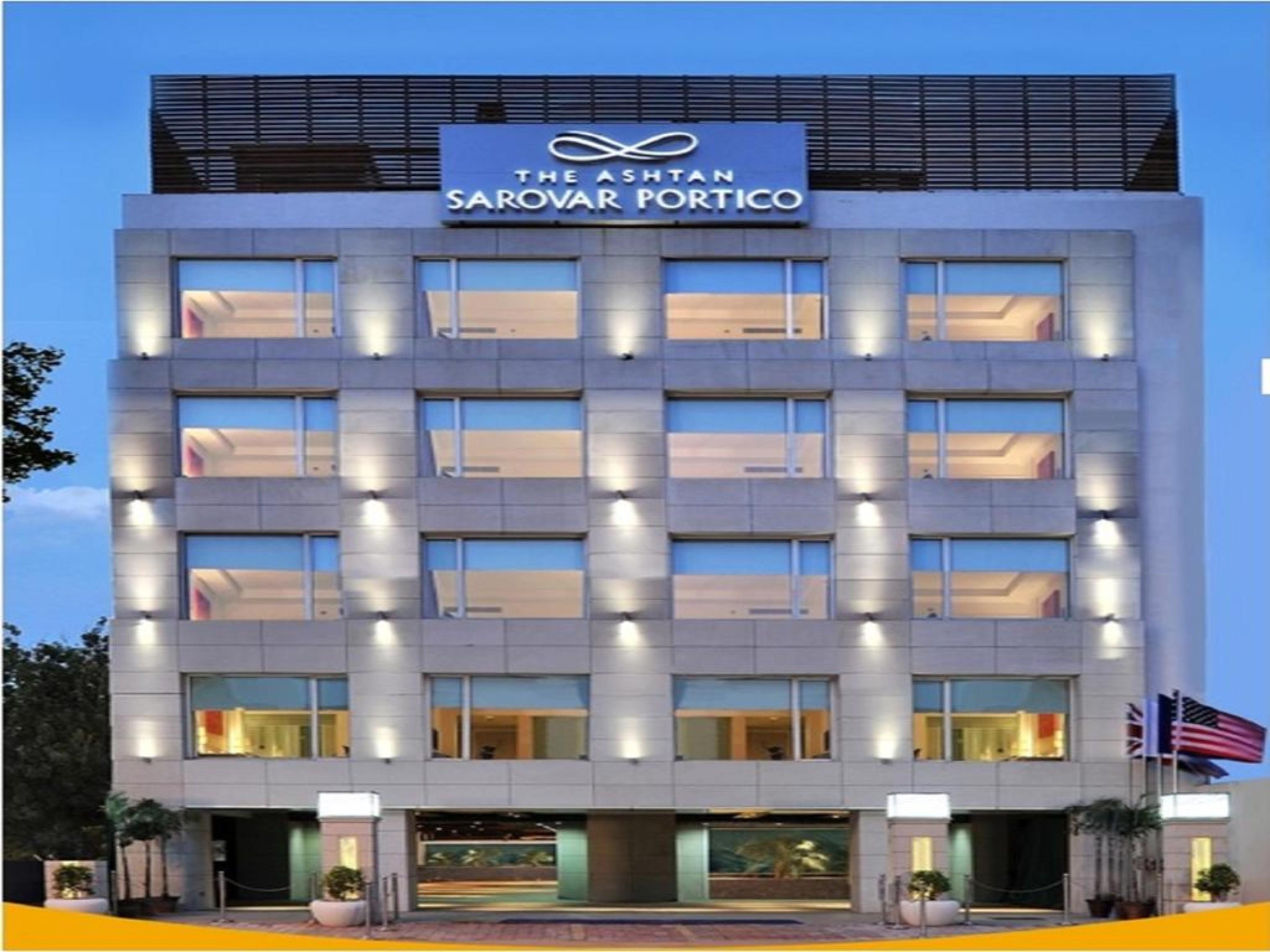 The Ashtan Sarovar Portico New Delhi Exterior foto