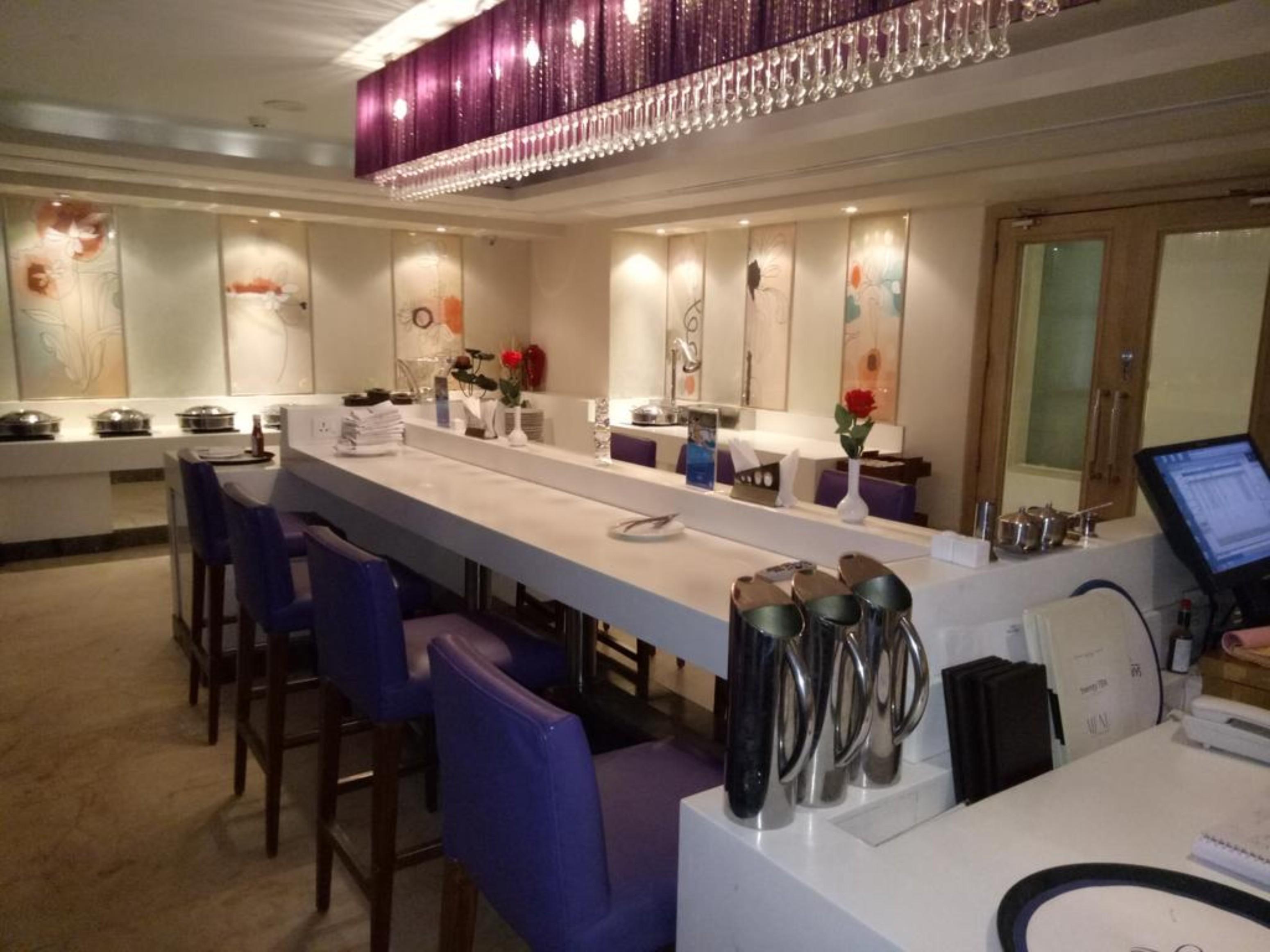 The Ashtan Sarovar Portico New Delhi Exterior foto